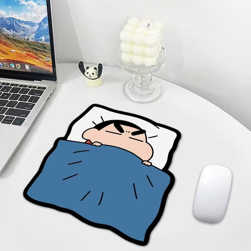 Cute Crayon Shinchan Mouse Pad - Desk Setup Cute recension och pris