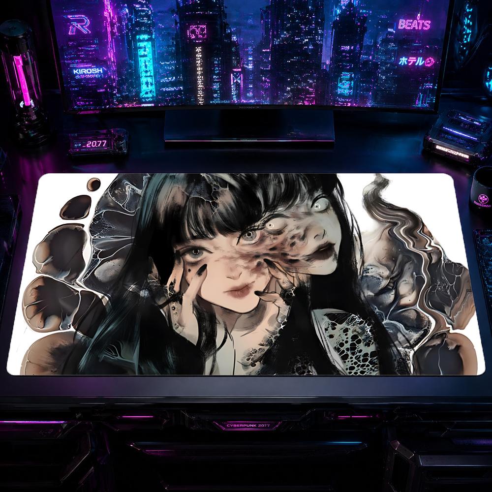 Gaming Mouse Pad JJunji Ito Co - Desk Setup With Laptop recension och pris