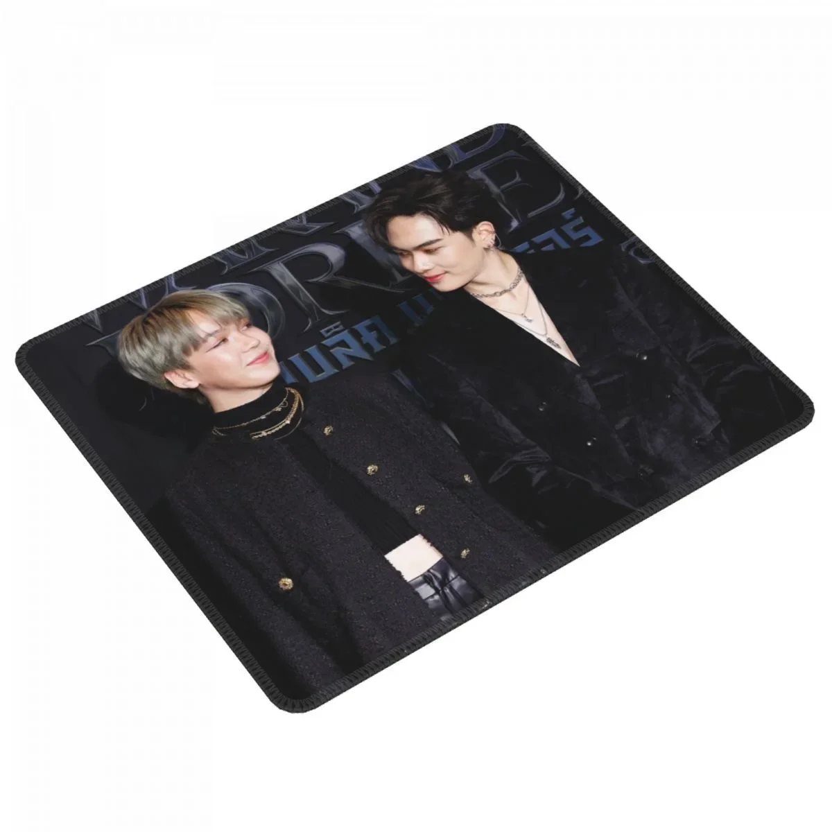 Santaearth Magazine Cover HD P - Rubber Mat Desk recension och pris